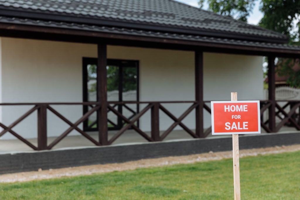 A home for sale in Chicago before sewer inspection