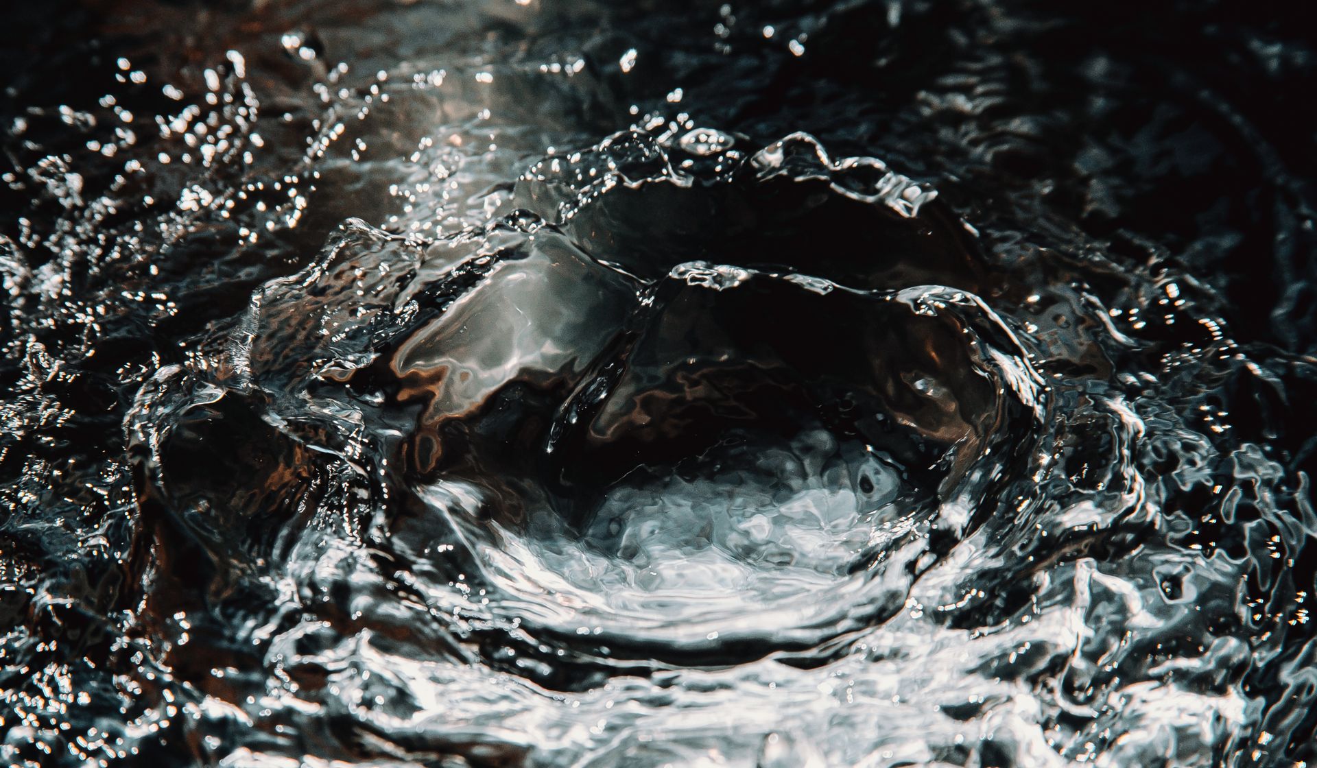 A sewer backup emergency in a home in Chicago